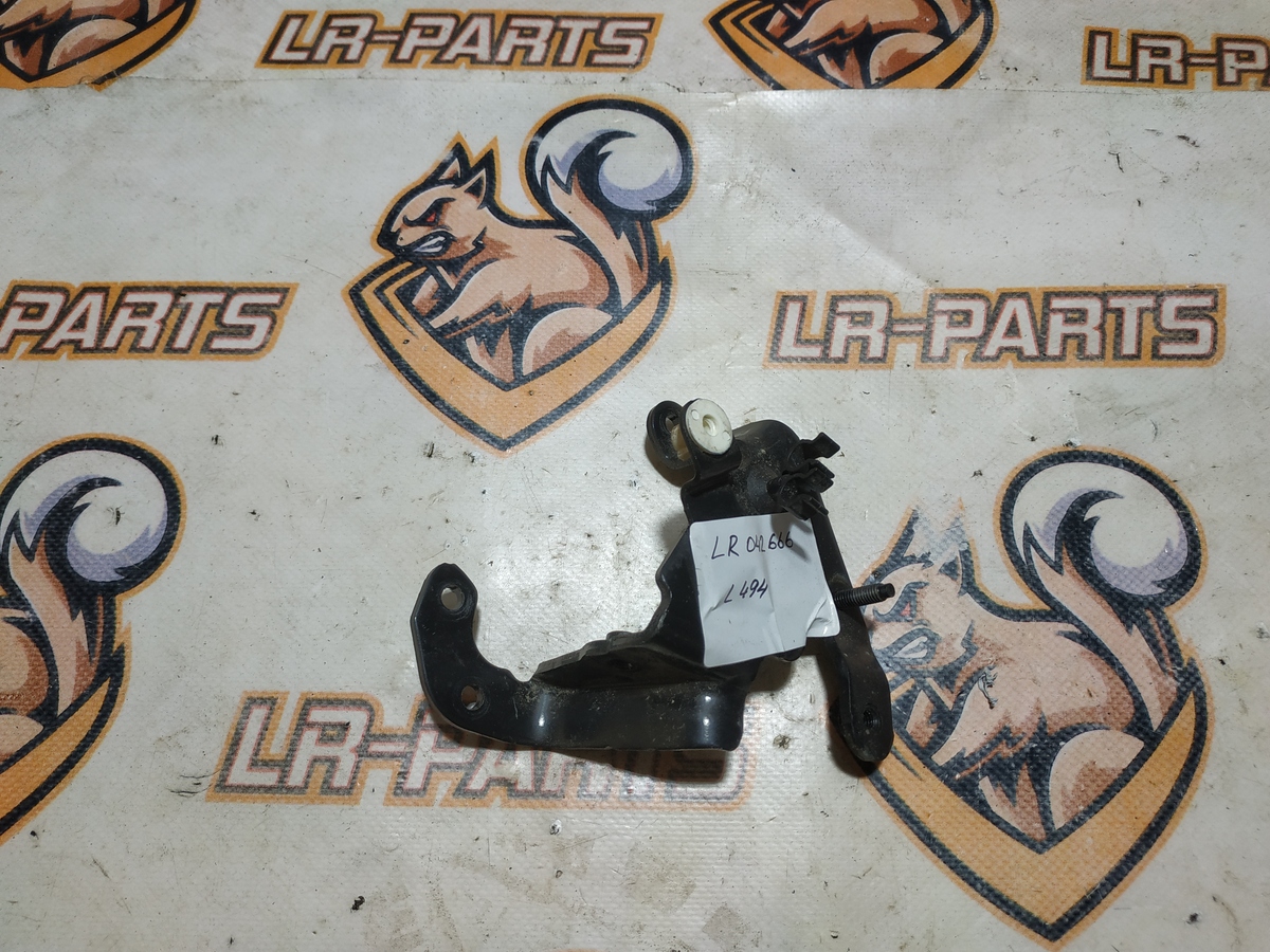 LR042666 Кронштейн проводки RANGE ROVER SPORT L494 13-